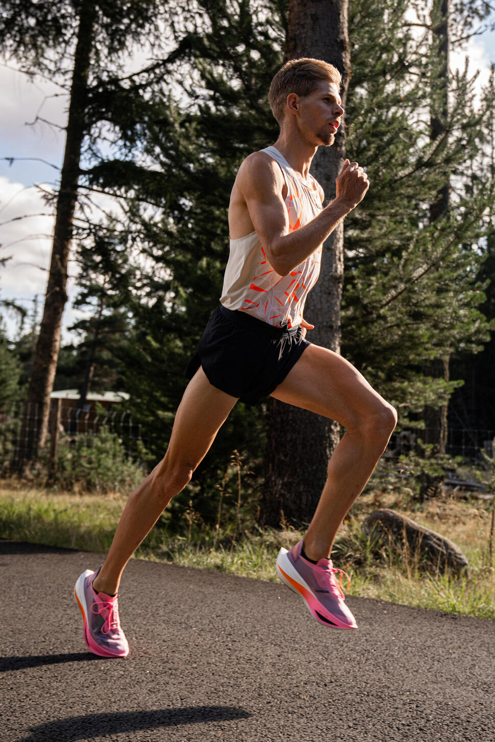 Kiprun Kipstorm Lab Men's Carbon Plate Running Shoes