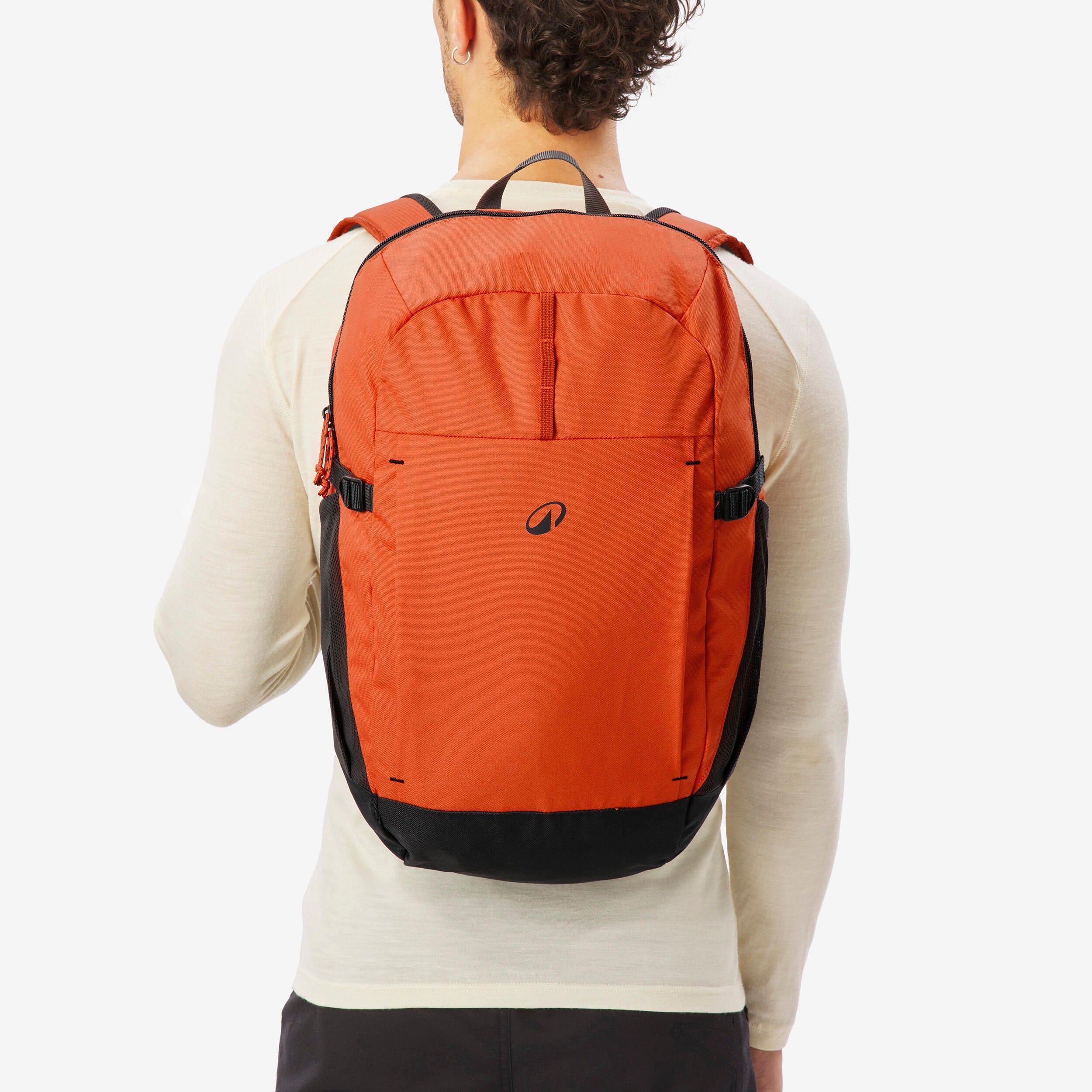 8999005 - Quechua 100 Arpenaz 27L Hiking Backpack