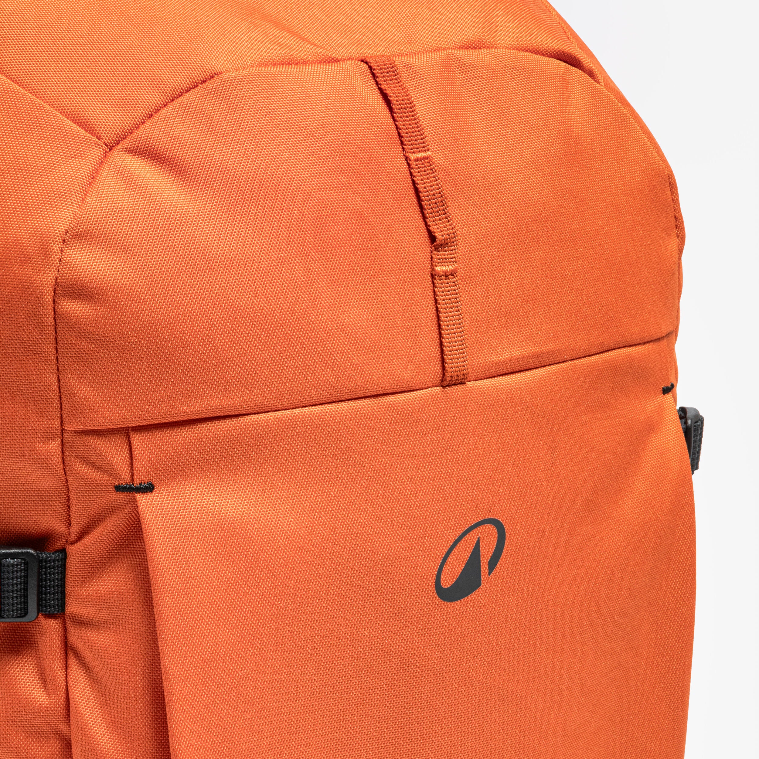 8999005 - Quechua 100 Arpenaz 27L Hiking Backpack