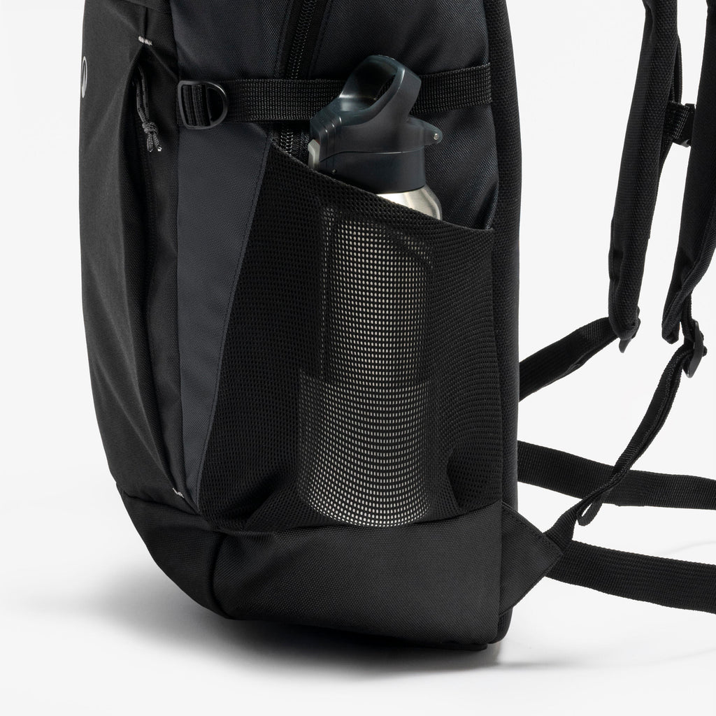 8999006 - Quechua 100 Arpenaz 27L Hiking Backpack