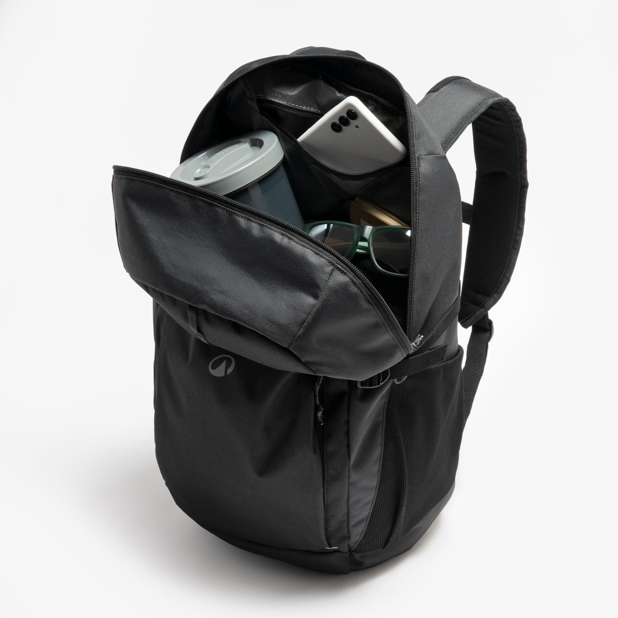 8999006 - Quechua 100 Arpenaz 27L Hiking Backpack