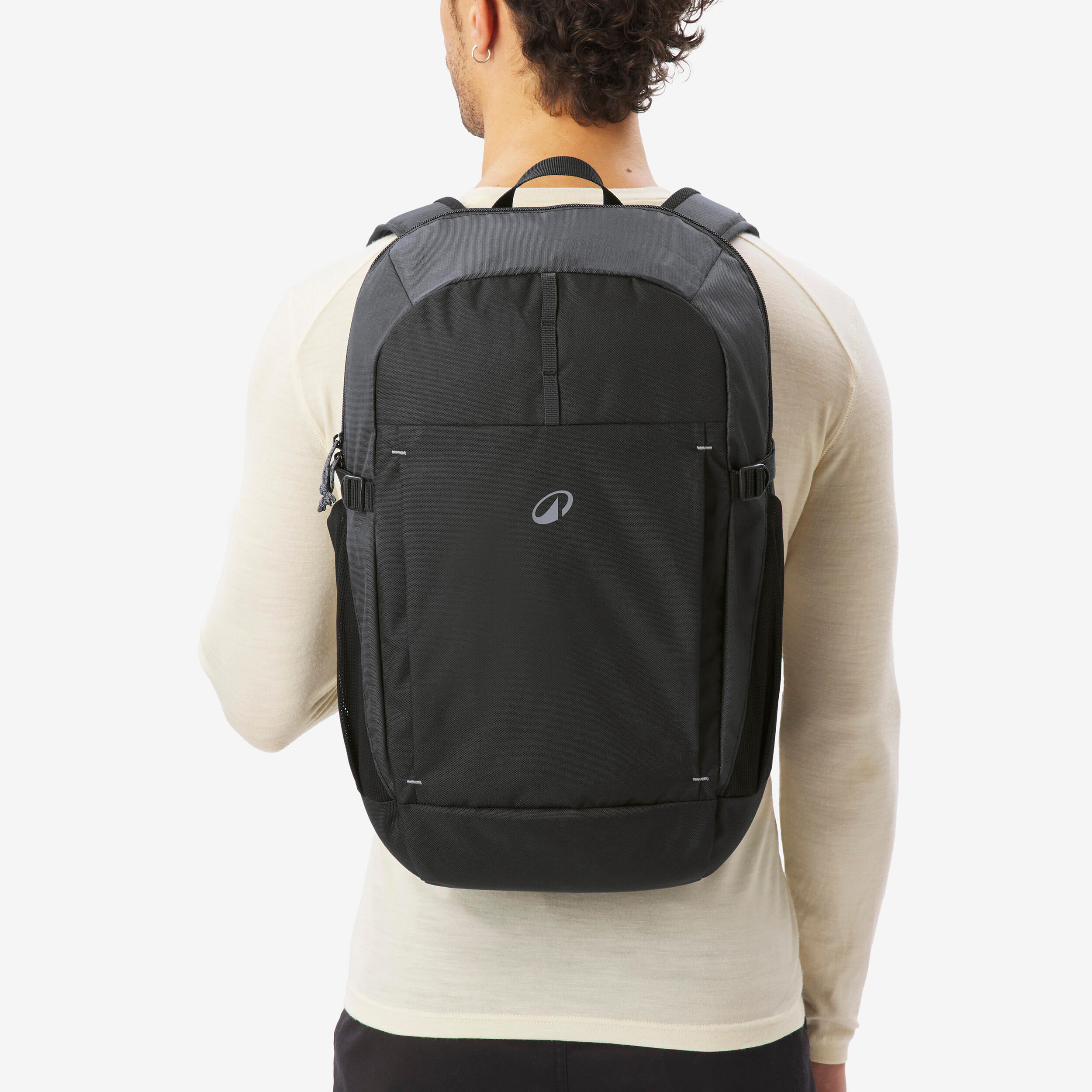 8999006 - Quechua 100 Arpenaz 27L Hiking Backpack