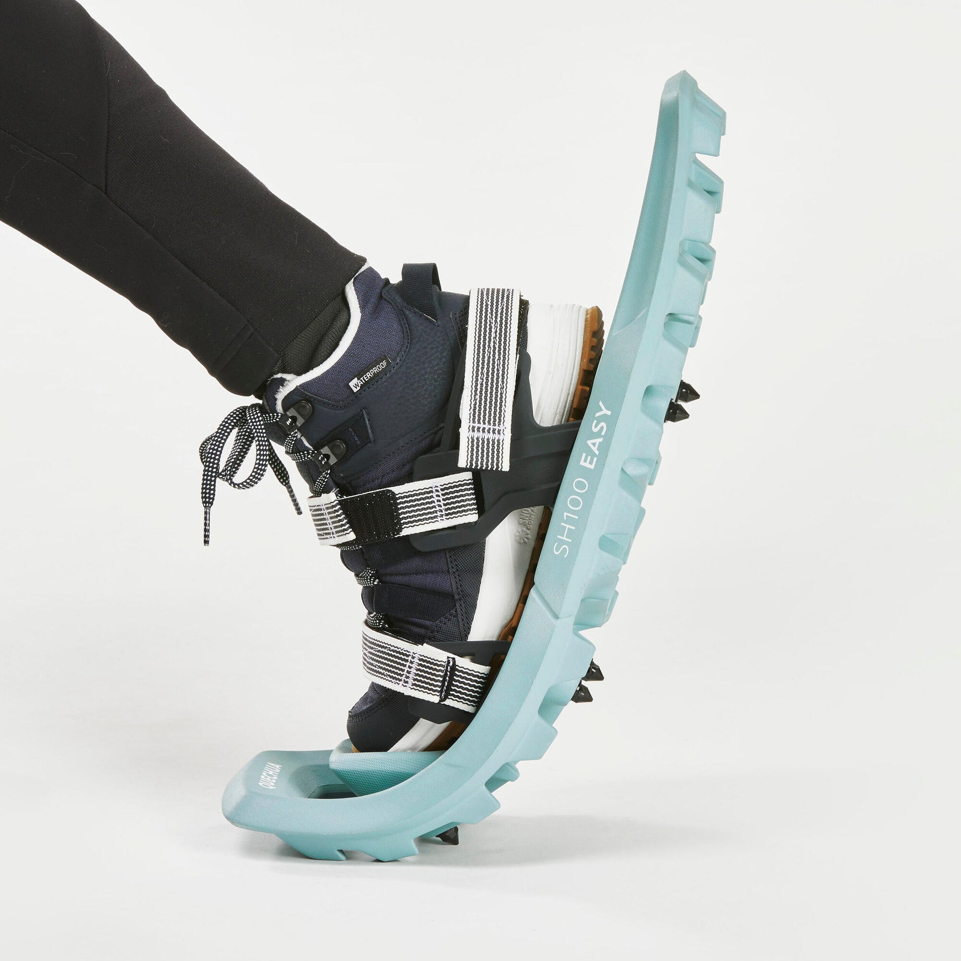{*light-gray-blue-961893*}