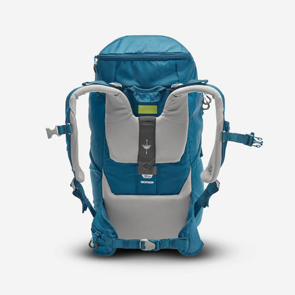 Quechua Kids’ MH500 28L Hiking Backpack