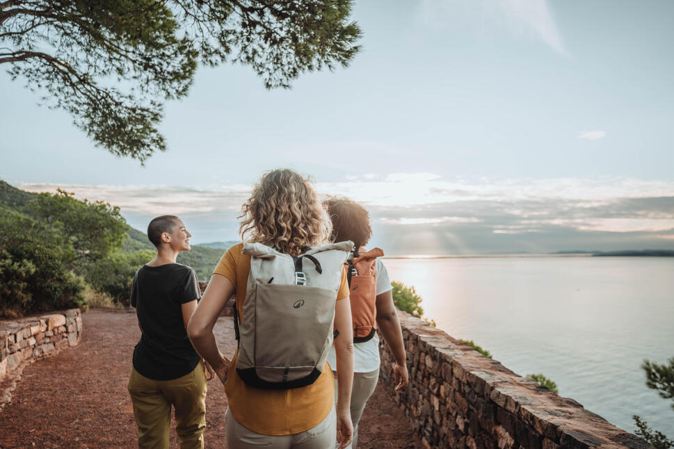 Quechua NH500 Escape 16L+4 Rolltop Hiking Backpack