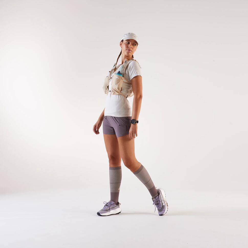 Kiprun Women's 900 8L Trail Running Hydration Vest + 2 x 500ml flasks included