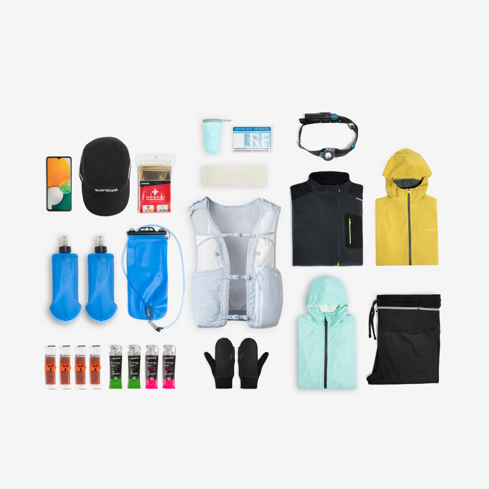 Kiprun Women's 900 8L Trail Running Hydration Vest + 2 x 500ml flasks included