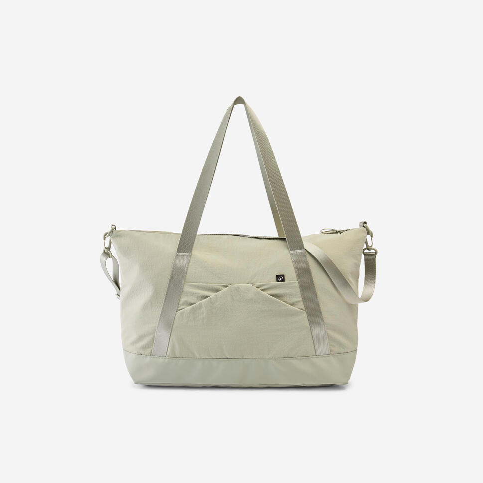 28L Sports Bag with Waterproof Pocket