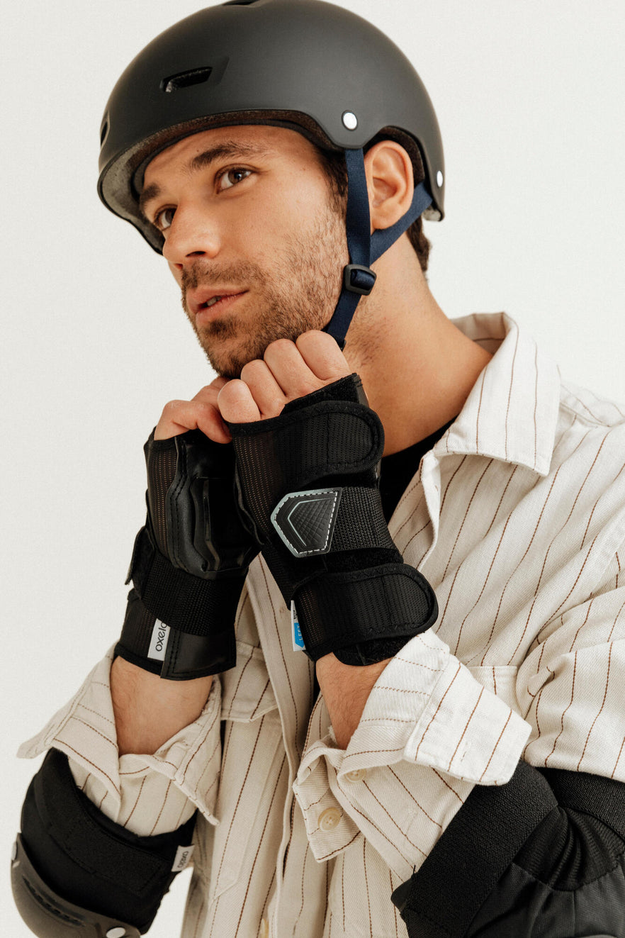 Oxelo FIT500 Protective Gear Set w Knee Elbow Pads & Wrist Guard Adul